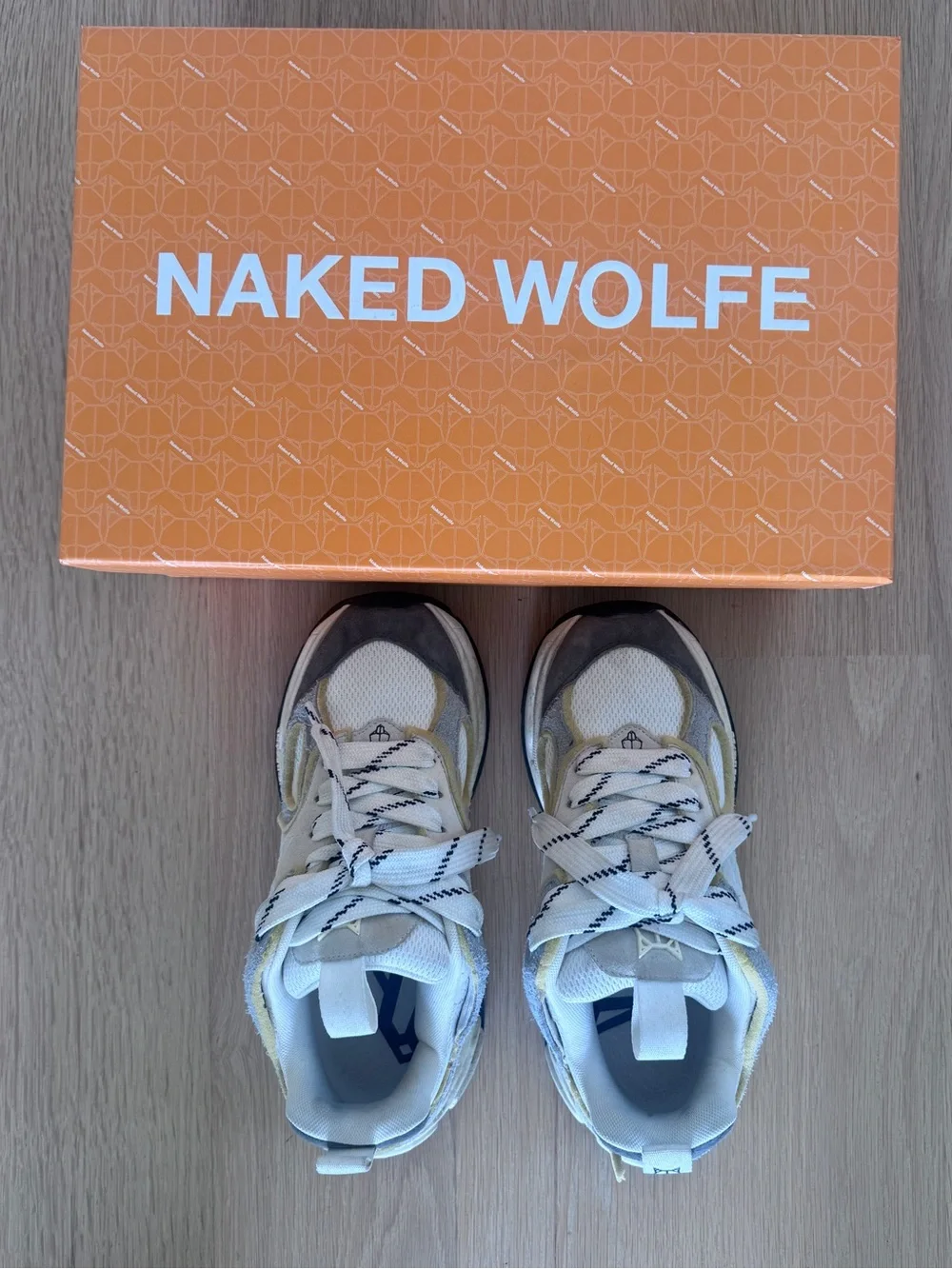 Naked Wolfe Speed Cow - White and Gray Sneakers size 7 US